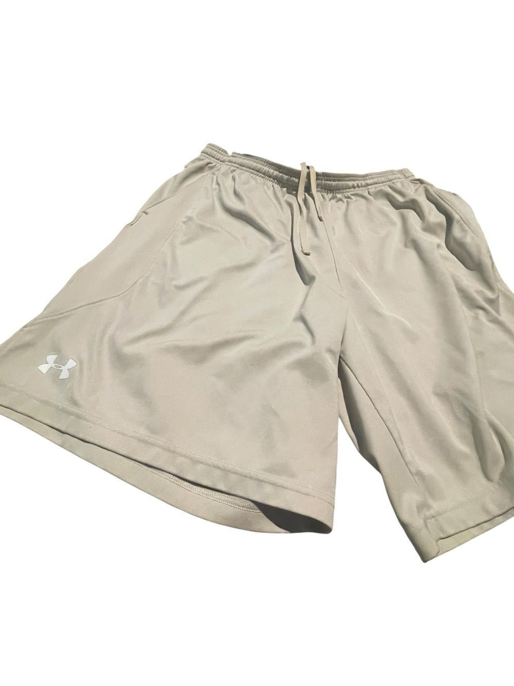 Under Armour Men's Performance Beige Athletic Shorts size XL